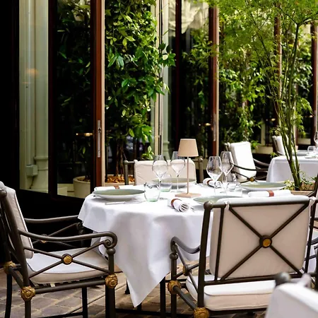 La Reserve Paris Hotel & Spa-3
